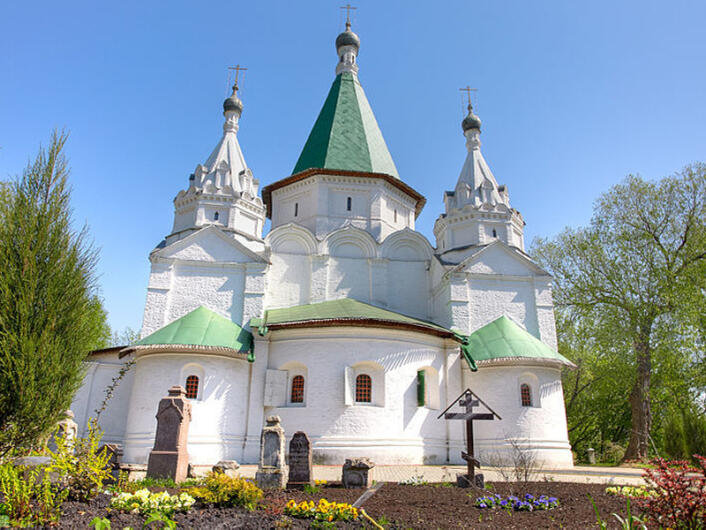 Храм Троицы Живоначальной (Троицко-Голенищево, Западный округ)